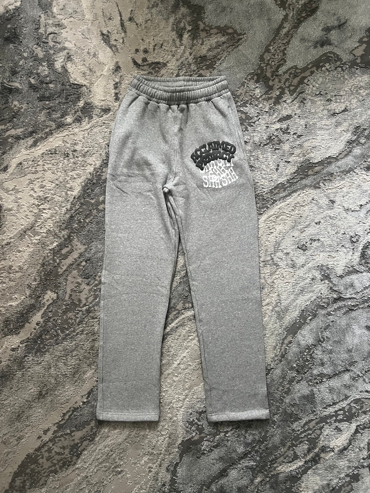 Puff print grey