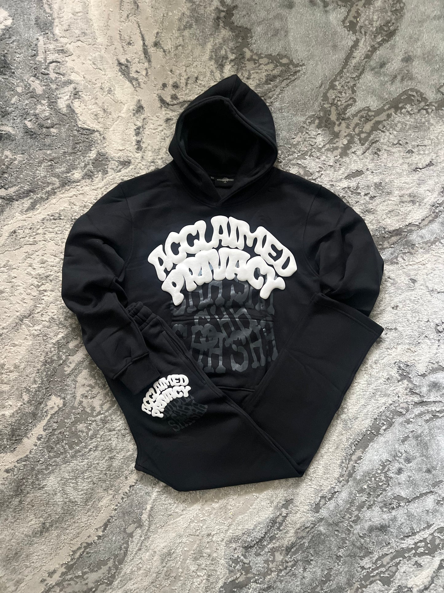 Puff print black